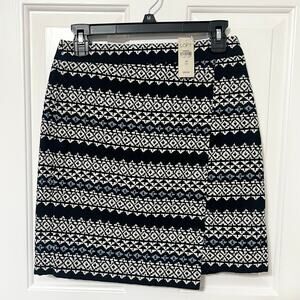 NWT LOFT Petite Woven Black White Geometric Aztec Faux Wrap Mini Skirt 4P Casual